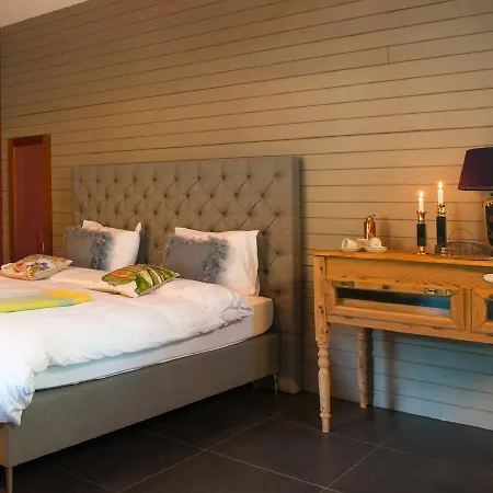 Penzion Knechtshuis 3*