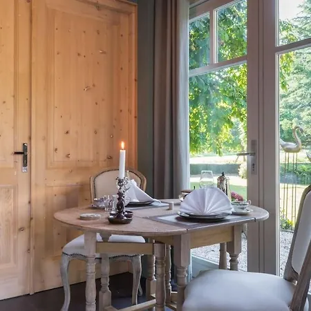 Knechtshuis Гостевой дом 3*