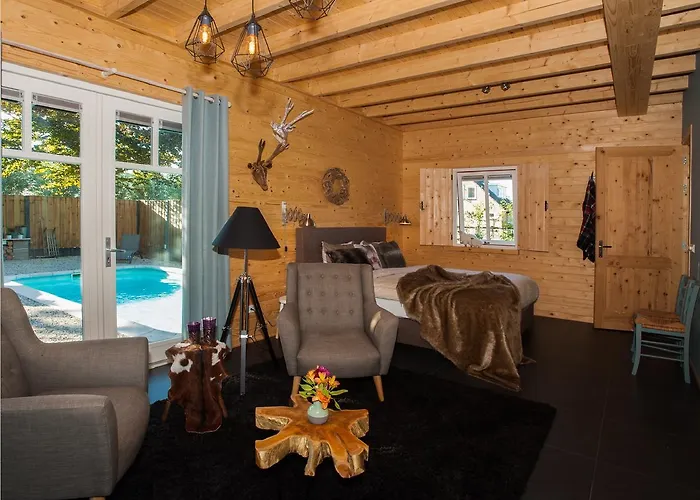 Knechtshuis بيت ضيافة